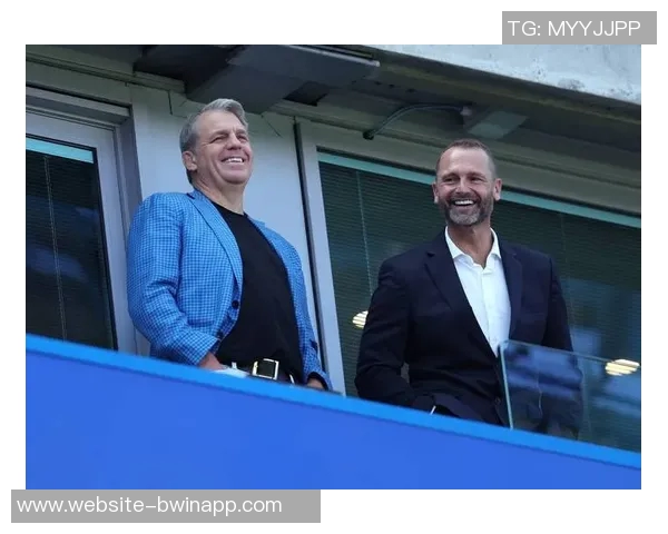 杰克逊头部明显突出拜仁首发图引发球迷热议