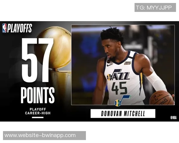 多诺万米切尔表现出色12投7中贡献17分5助攻引领全场