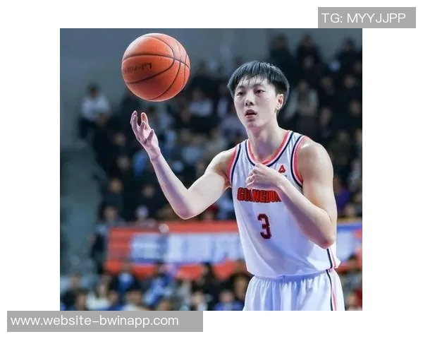 媒体人分析广东队艰难策略胡明轩状态回暖令人振奋