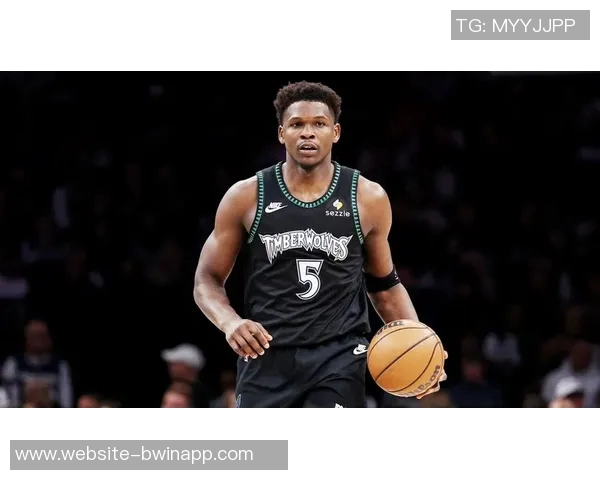 爱德华兹关键时刻发威末节高效得分助队逆转获胜 爱德华兹关键时刻发威末节高效得分助队逆转获胜