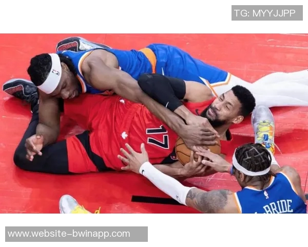 鲍威尔表现抢眼16投9中罚球全中砍下25分7篮板5助攻助队取胜